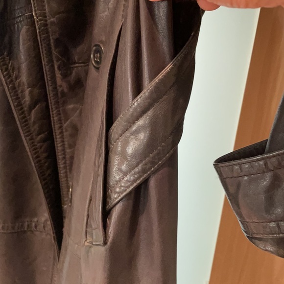 Full length leather jacket.  Excellent - Picture 4 of 6